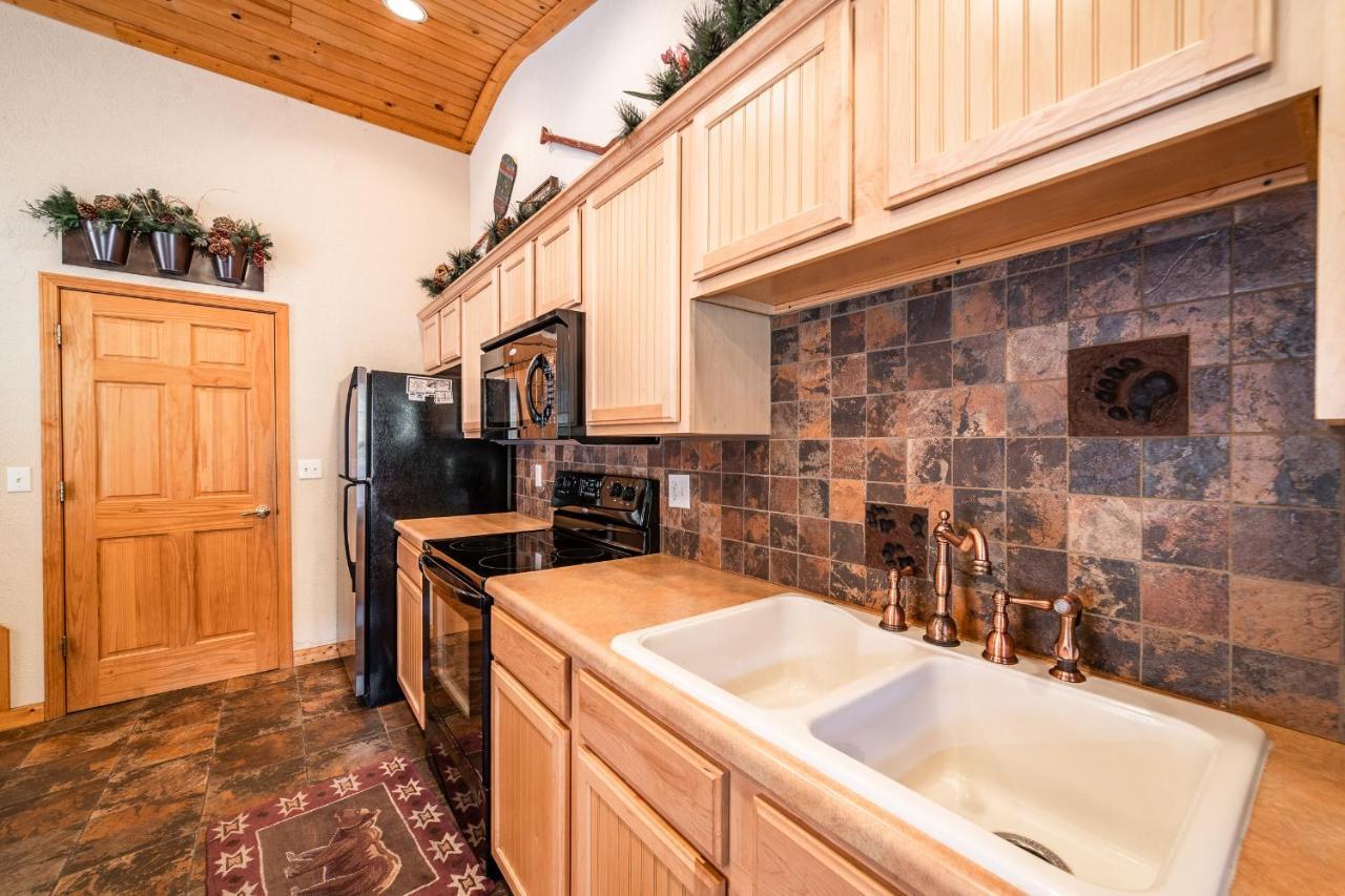 Cabins At Grand Mountain Branson Kültér fotó